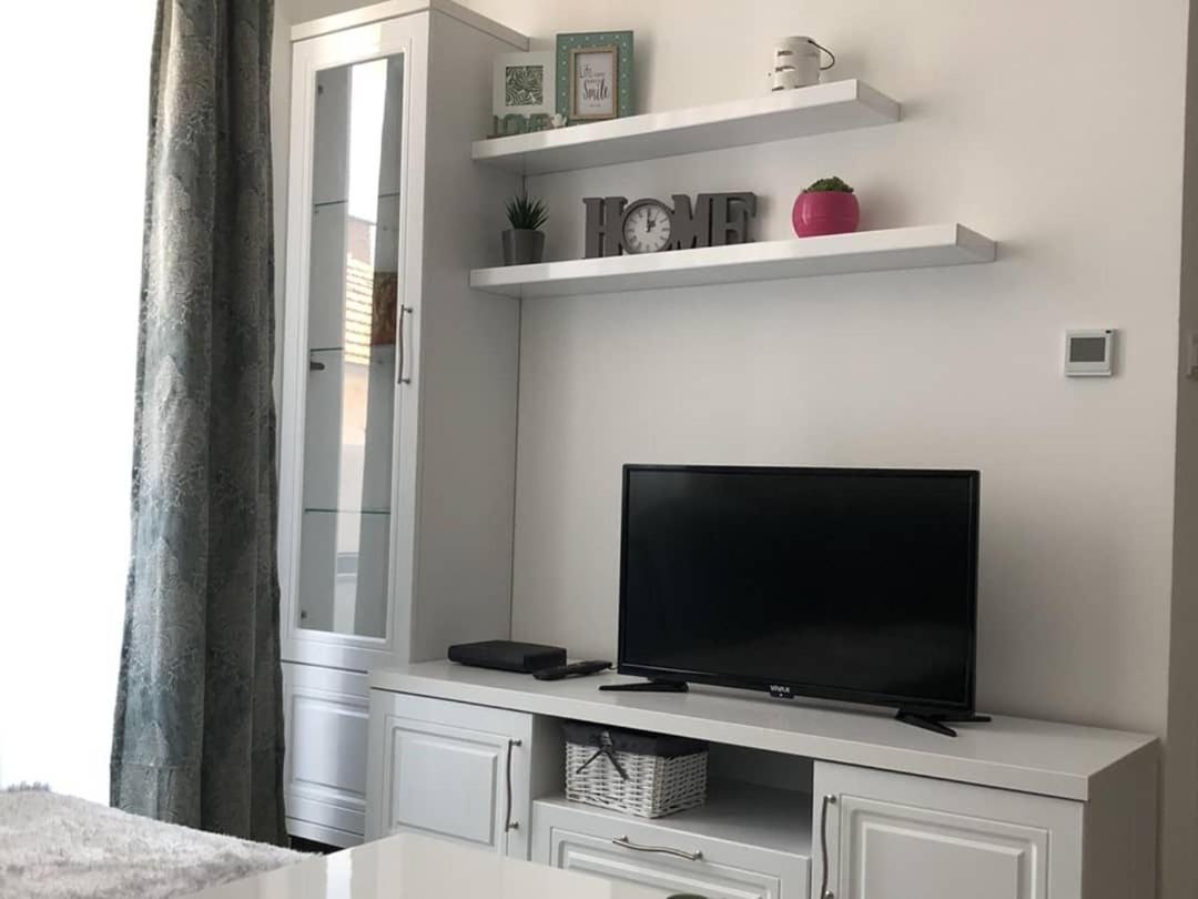 Apartman Sims บิเยลยินา ภายนอก รูปภาพ